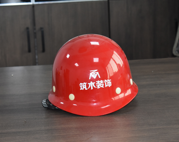 教大家各種材質(zhì)安全帽的使用期限！